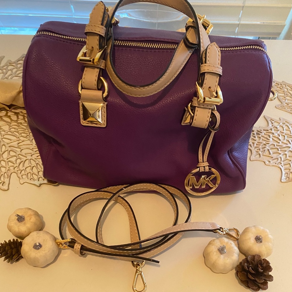Super Cute Michael Kors Grayson NWOT